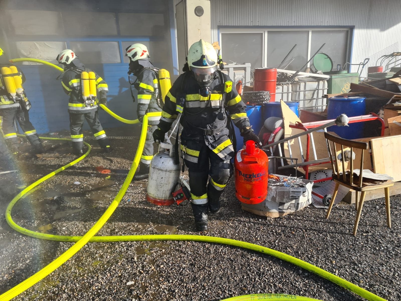 Brand einer Werkstätte in Warth